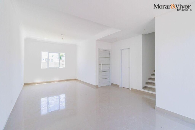Imagem Sobrado com 3 Quartos à Venda, 102 m² em Uberaba - Curitiba