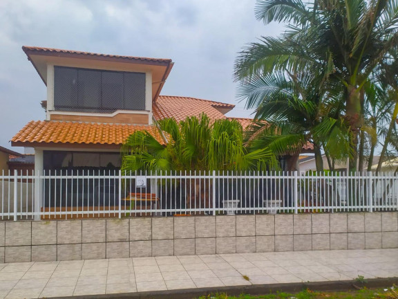Imagem Casa com 6 Quartos à Venda, 307 m² em Zona Sul - Balneário Rincão