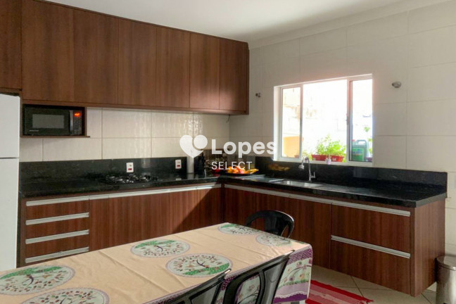 Imagem Casa com 4 Quartos à Venda, 162 m² em Capela - Vinhedo