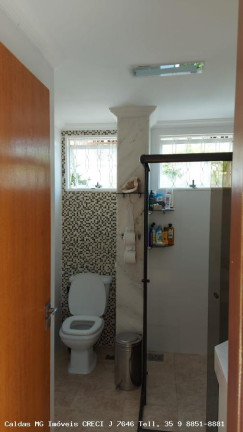 Imagem Casa com 7 Quartos à Venda, 420 m² em Floresta - Belo Horizonte