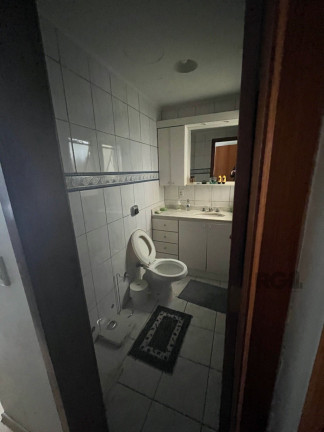 Imagem Imóvel com 2 Quartos à Venda,  em Petrópolis - Porto Alegre