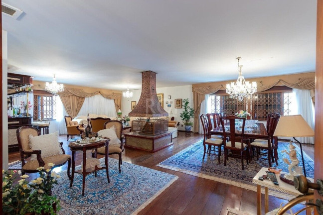 Imagem Casa com 4 Quartos à Venda, 725 m² em Vila Assunção - Porto Alegre