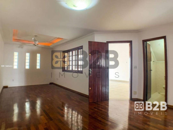 Imagem Casa com 3 Quartos à Venda, 300 m² em Jardim Estoril Iv - Bauru Imagem Casa com 3 Quartos à Venda, 300 m² em Jardim Estoril Iv - Bauru