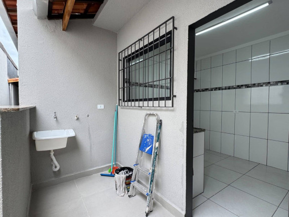 Imagem Casa com 2 Quartos à Venda, em Maracanã - Praia Grande Imagem Casa com 2 Quartos à Venda, em Maracanã - Praia Grande