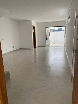 Imagem Casa com 3 Quartos à Venda, 136 m² em Itacolomi - Balneário Piçarras