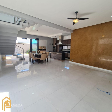 Imagem Casa com 3 Quartos à Venda, 232 m² em Piracangaguá - Taubaté