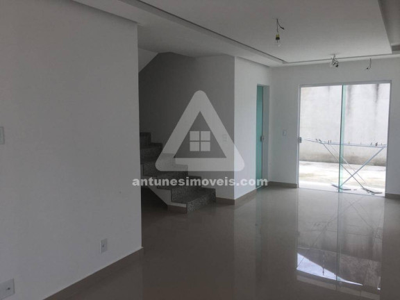 Imagem Casa com 4 Quartos à Venda, 150 m² em Palmeiras - Cabo Frio Imagem Casa com 4 Quartos à Venda, 150 m² em Palmeiras - Cabo Frio