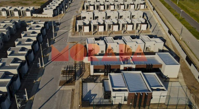 Imagem Casa com 2 Quartos à Venda, 219 m² em Chaparral - Feira De Santana