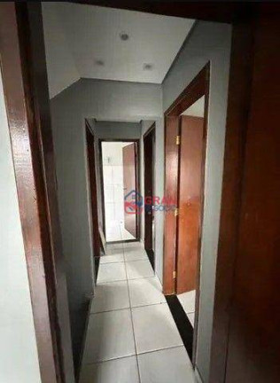 Imagem Sobrado com 4 Quartos à Venda, 250 m² em Sítio Cercado - Curitiba Imagem Sobrado com 4 Quartos à Venda, 250 m² em Sítio Cercado - Curitiba