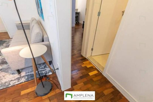 Imagem Apartamento com 2 Quartos à Venda, 80 m² em Copacabana - Rio De Janeiro