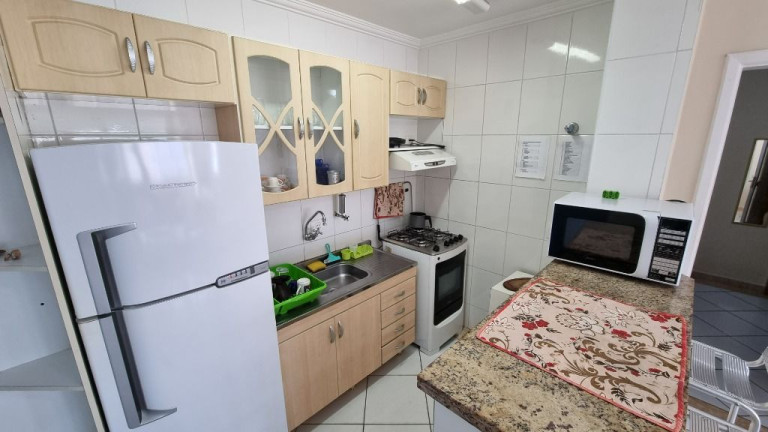 Imagem Apartamento com 2 Quartos à Venda, 74 m² em Pitangueiras - Guarujá