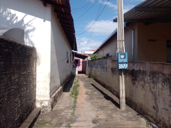 Imagem Casa com 2 Quartos à Venda, 330 m² em Vila Brasil - Pirassununga