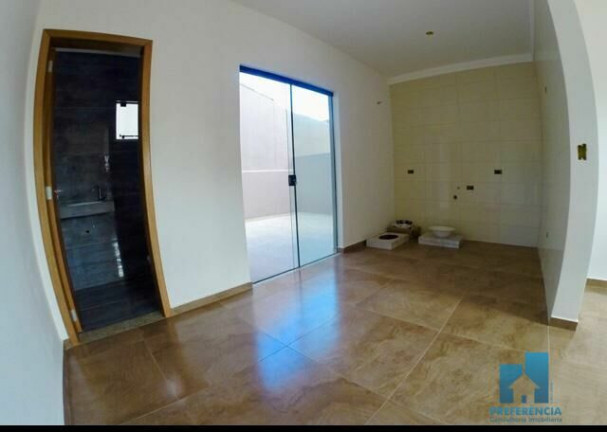 Imagem Sobrado com 3 Quartos à Venda, 84 m² em Uvaranas - Ponta Grossa