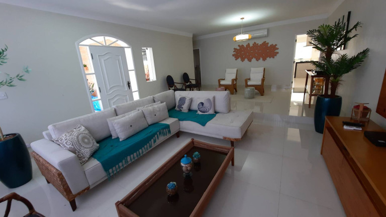 Imagem Casa com 4 Quartos à Venda, 324 m² em Tabatinga - Caraguatatuba