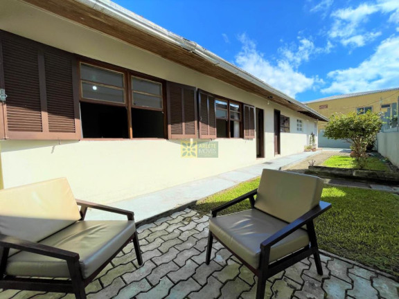 Imagem Casa com 1 Quarto para Alugar ou Temporada, 30 m² em Centro - Porto Belo Imagem Casa com 1 Quarto para Alugar ou Temporada, 30 m² em Centro - Porto Belo