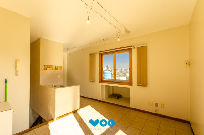 Imagem Imóvel com 2 Quartos à Venda, 135 m² em Petrópolis - Porto Alegre Imagem Imóvel com 2 Quartos à Venda, 135 m² em Petrópolis - Porto Alegre