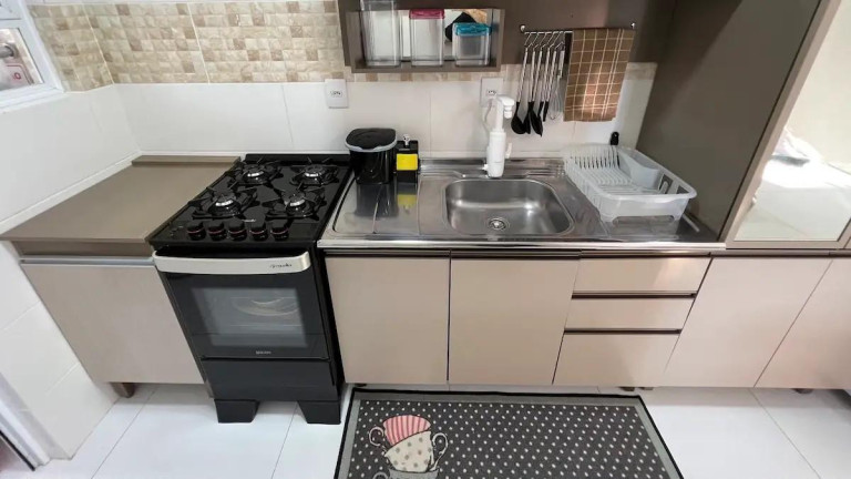 Imagem Apartamento com 2 Quartos para Alugar,  em Canasvieiras - Florianópolis