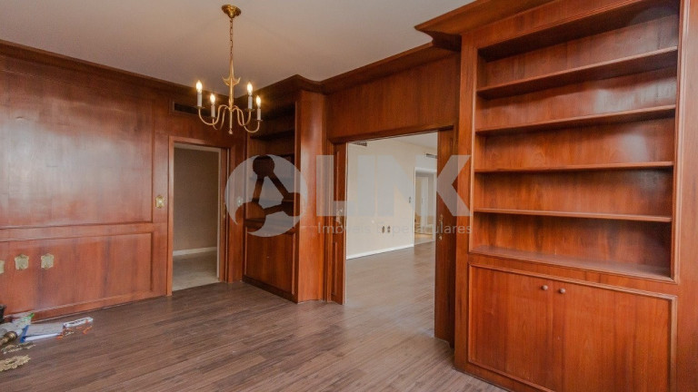 Imagem Apartamento com 3 Quartos à Venda, 381 m² em Moinhos De Vento - Porto Alegre