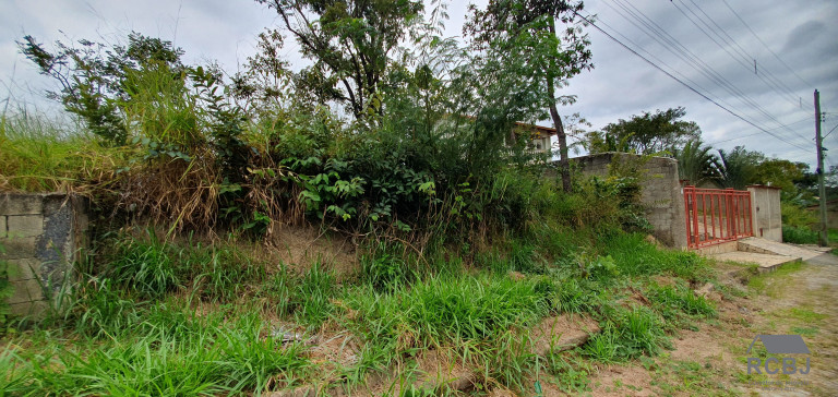 Terreno à Venda, 450 m² em Fernão Dias - Esmeraldas