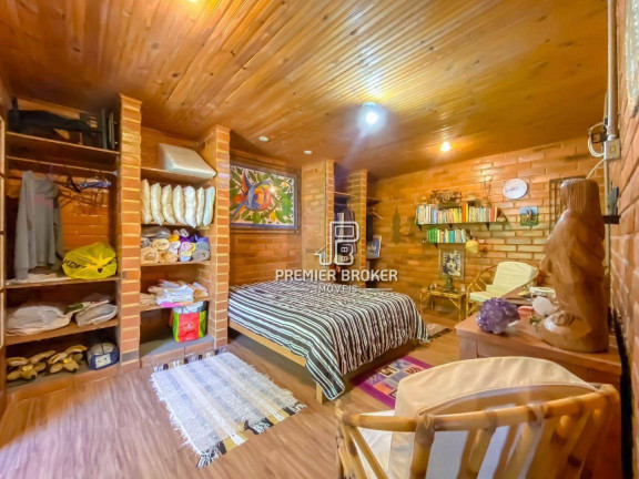 Imagem Casa com 3 Quartos à Venda, 200 m² em Quebra Frascos - Teresópolis Imagem Casa com 3 Quartos à Venda, 200 m² em Quebra Frascos - Teresópolis