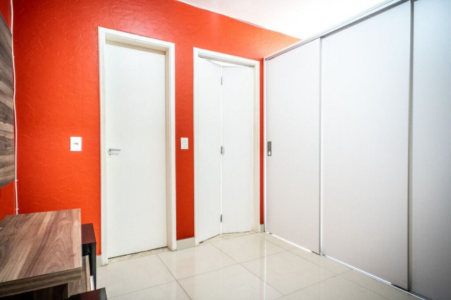 Imagem Apartamento com 2 Quartos à Venda, 42 m² em Santo Antônio - Porto Alegre