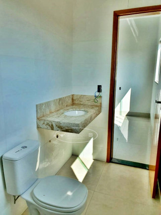 Imagem Casa com 3 Quartos à Venda, 122 m² em Moinho Dos Ventos - Goiânia Imagem Casa com 3 Quartos à Venda, 122 m² em Moinho Dos Ventos - Goiânia