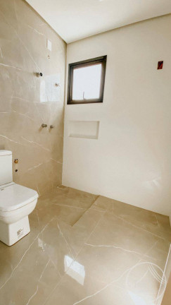 Imagem Casa com 33 Quartos à Venda, 165 m² em Beira Rio - Biguaçu Imagem Casa com 33 Quartos à Venda, 165 m² em Beira Rio - Biguaçu