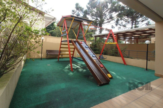 Imagem Imóvel com 3 Quartos à Venda, em Santa Tereza - Porto Alegre Imagem Imóvel com 3 Quartos à Venda, em Santa Tereza - Porto Alegre