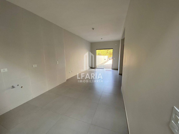 Imagem Casa com 2 Quartos à Venda, 57 m² em São José - Itapoá