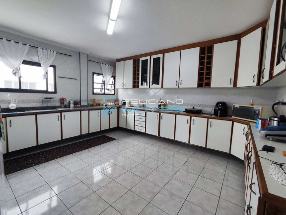 Imagem Apartamento com 4 Quartos à Venda, 210 m² em Guilhermina - Praia Grande