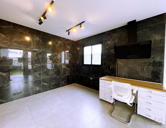 Casa com 2 Quartos à Venda, 200 m² em Forquilhas - Florianópolis