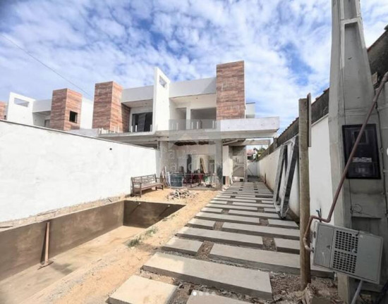 Casa com 3 Quartos à Venda, 195 m² em Bopiranga - Itanhaém