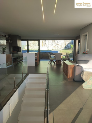Imagem Casa com 3 Quartos à Venda, 290 m² em Forquilhas - São José