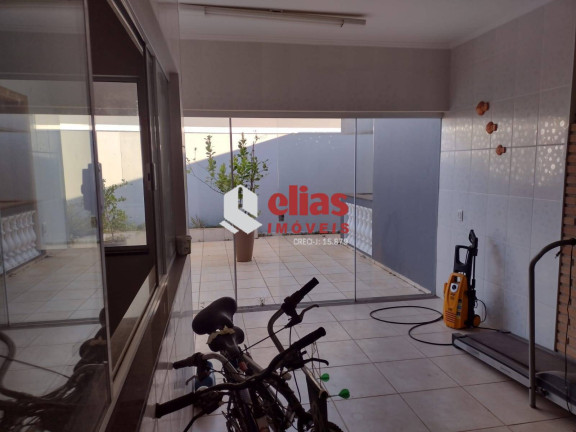 Imagem Casa com 3 Quartos à Venda, 302 m² em Jardim Márcia Ii - Agudos