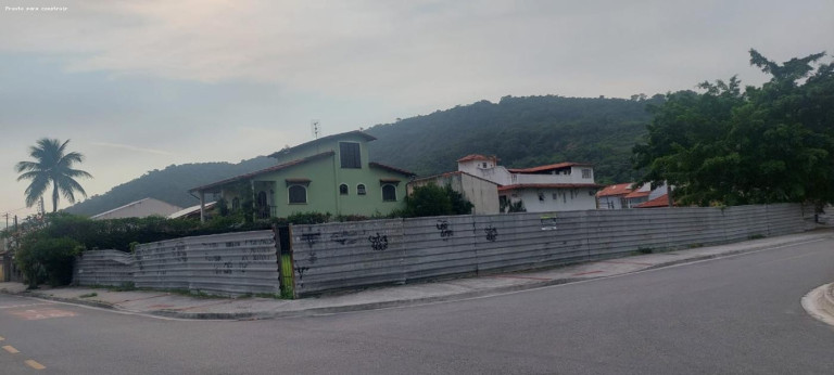 Imagem Terreno à Venda, 180 m² em Piratininga - Niterói Imagem Terreno à Venda, 180 m² em Piratininga - Niterói