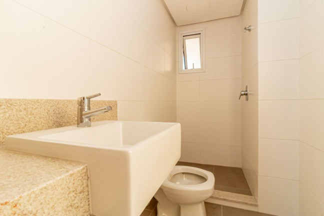 Imagem Apartamento com 2 Quartos à Venda, 76 m² em São João - Porto Alegre