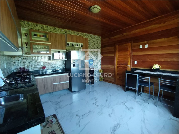 Imagem Casa com 3 Quartos à Venda, 300 m² em Ayrton Senna - Vitória Da Conquista Imagem Casa com 3 Quartos à Venda, 300 m² em Ayrton Senna - Vitória Da Conquista