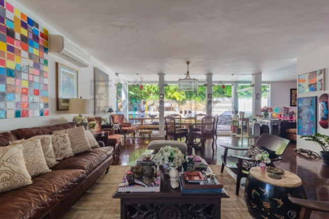 Imagem Casa com 4 Quartos à Venda, 430 m² em Jardim Guedala - São Paulo