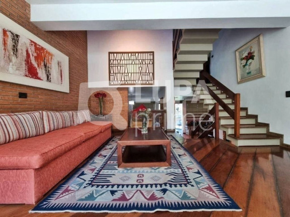 Imagem Casa com 3 Quartos à Venda, 384 m² em Tremembé - São Paulo Imagem Casa com 3 Quartos à Venda, 384 m² em Tremembé - São Paulo
