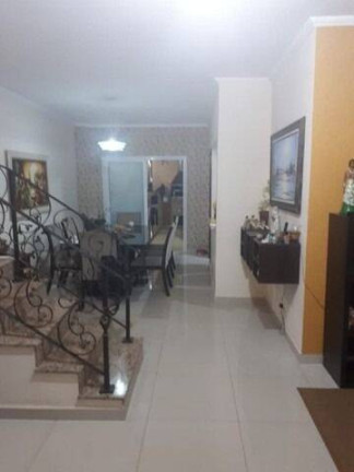 Imagem Casa com 4 Quartos à Venda, 210 m² em Jardim Santa Maria - Jacareí Imagem Casa com 4 Quartos à Venda, 210 m² em Jardim Santa Maria - Jacareí