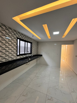 Imagem Casa com 4 Quartos à Venda, 160 m² em Guilhermina - Praia Grande Imagem Casa com 4 Quartos à Venda, 160 m² em Guilhermina - Praia Grande