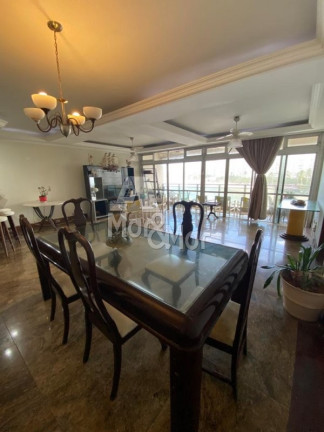 Imagem Apartamento com 4 Quartos à Venda, 234 m² em Pitangueiras - Guarujá