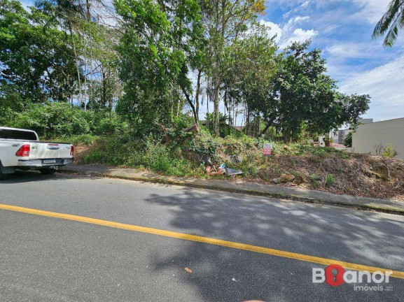 Terreno à Venda, 594 m² em Escola Agrícola - Blumenau