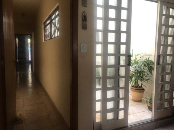 Imagem Casa com 3 Quartos à Venda, em Granjas Santa Terezinha - Taubaté Imagem Casa com 3 Quartos à Venda, em Granjas Santa Terezinha - Taubaté