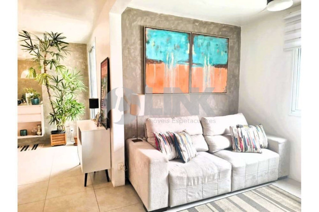 Imagem Apartamento com 3 Quartos à Venda, 64 m² em Cristal - Porto Alegre Imagem Apartamento com 3 Quartos à Venda, 64 m² em Cristal - Porto Alegre