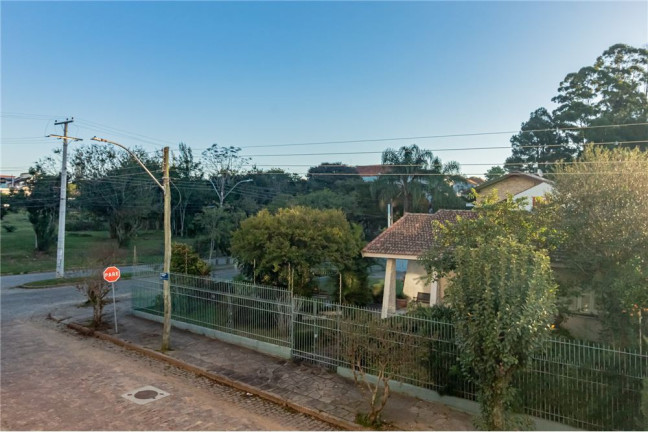 Imagem Imóvel com 3 Quartos à Venda, em Jardim Itu - Porto Alegre Imagem Imóvel com 3 Quartos à Venda, em Jardim Itu - Porto Alegre