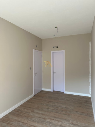 Imagem Imóvel com 2 Quartos à Venda, em Morrinhos - Garopaba Imagem Imóvel com 2 Quartos à Venda, em Morrinhos - Garopaba
