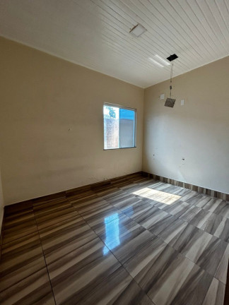 Imagem Casa com 4 Quartos à Venda, 214 m² em Cidade Nova - Manaus