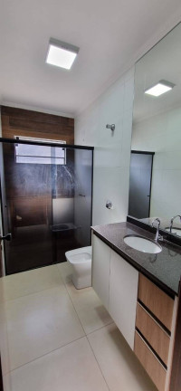 Imagem Casa com 3 Quartos à Venda, 400 m² em Madureira - Bauru