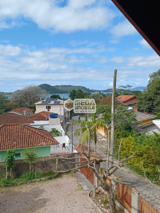 Imagem Casa com 5 Quartos à Venda, 180 m² em Fazenda Da Armação - Governador Celso Ramos